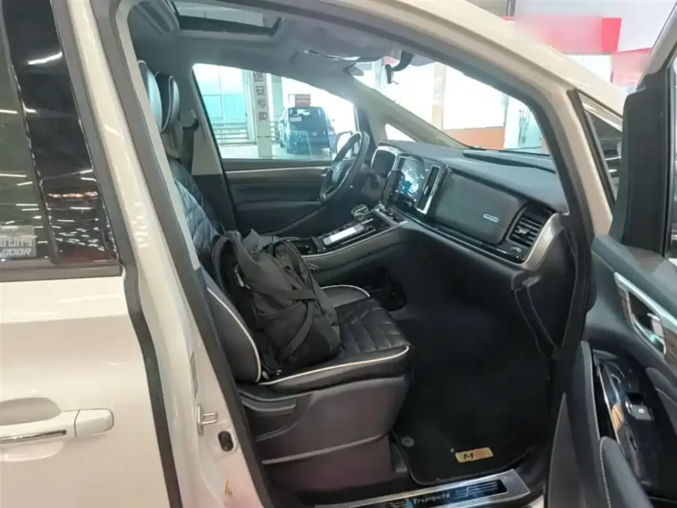 GAC Trumpchi M8