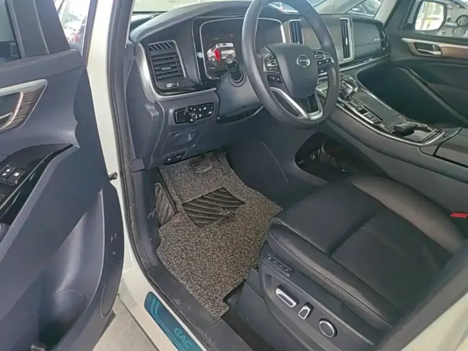 GAC Trumpchi M8