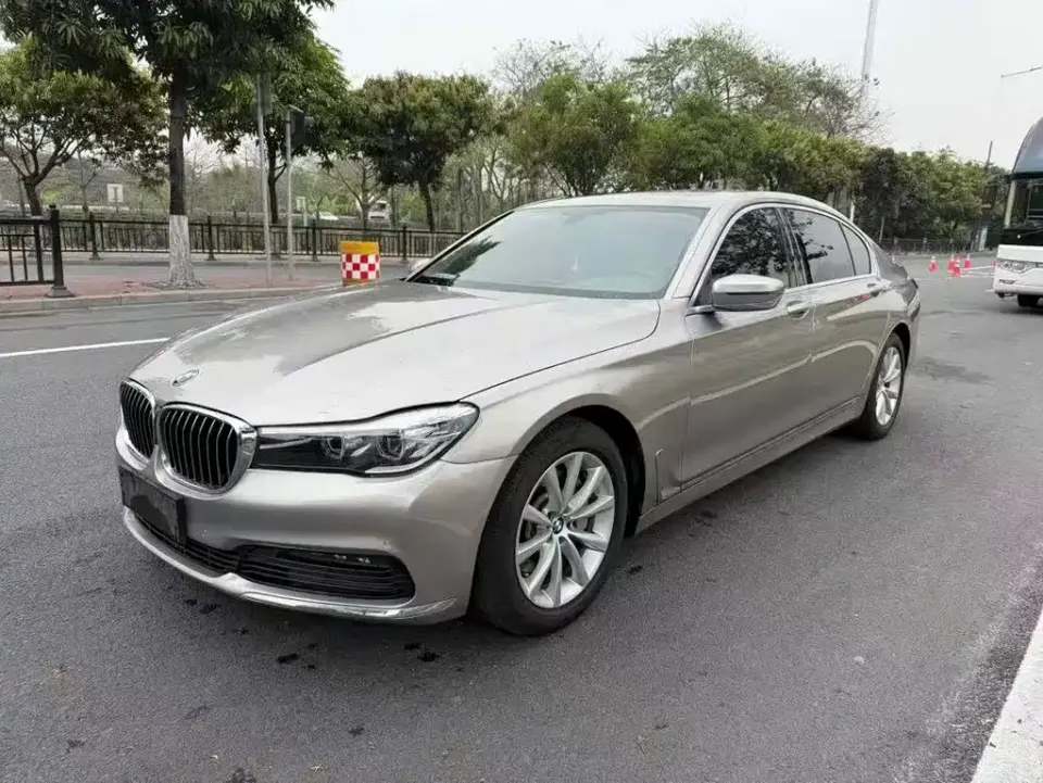 BMW 7-Series