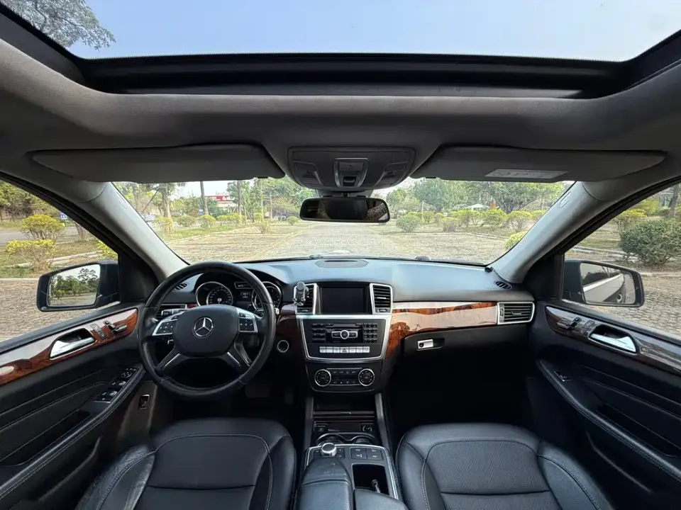 Mercedes-Benz M-Class