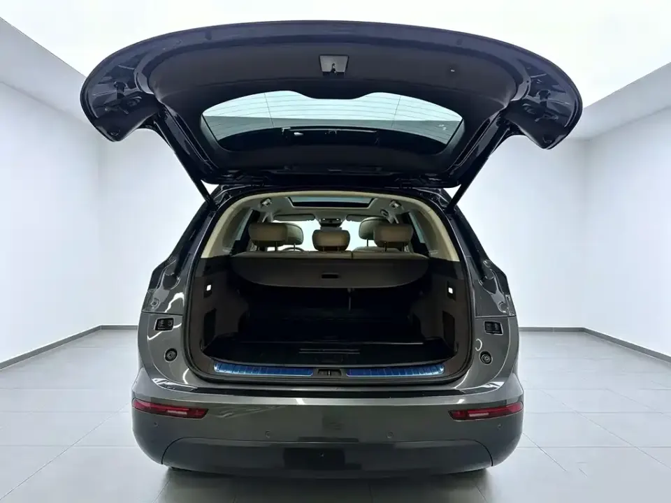 AITO M7
