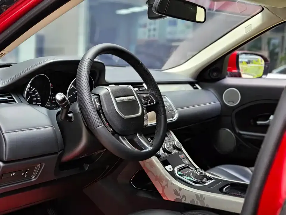 Land Rover Evoque (Import)