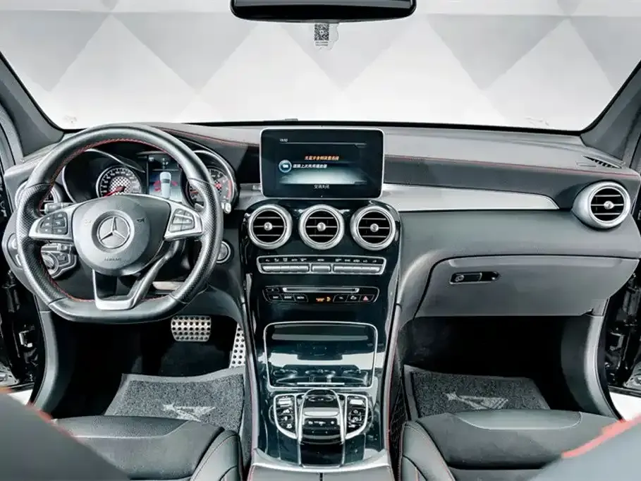 Mercedes-Benz GLC AMG