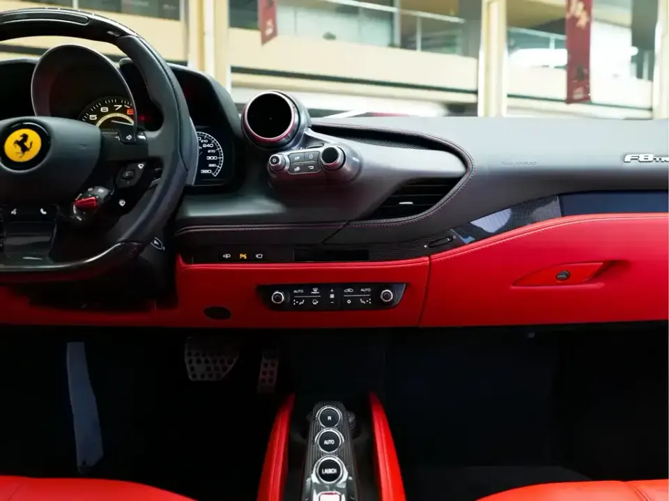 Ferrari F8