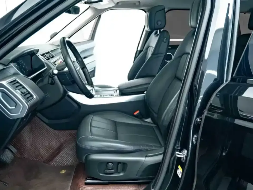 Land Rover Sport