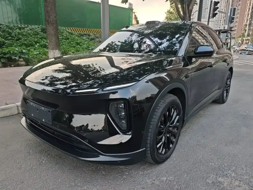 Nio EC6