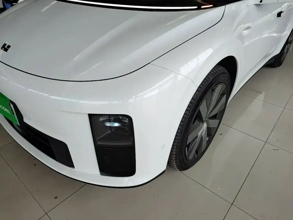 Li Li i6