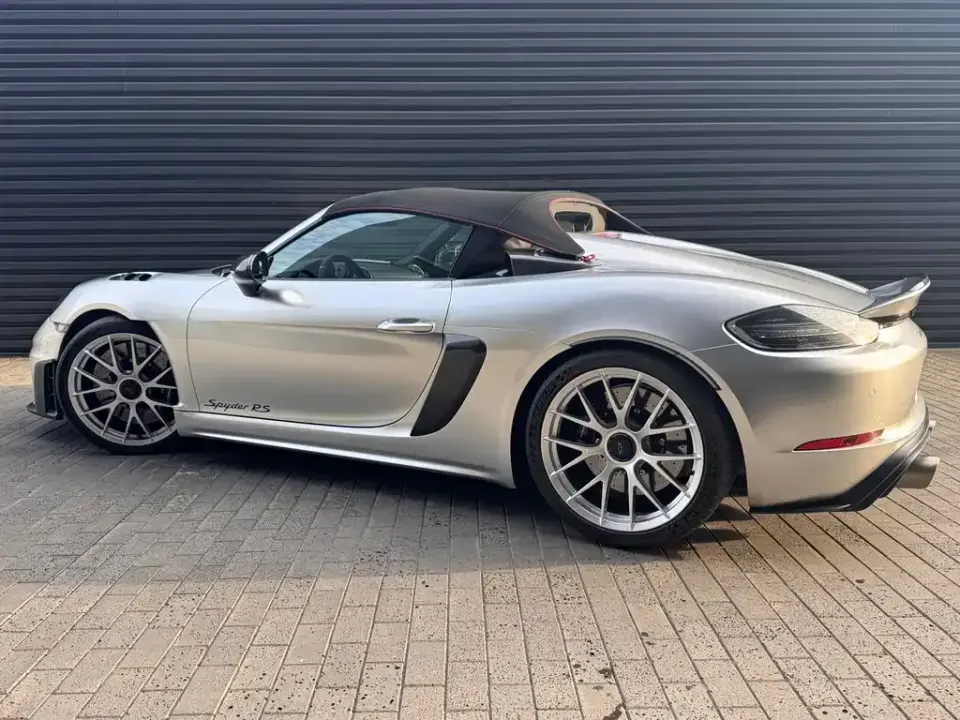 Porsche 718