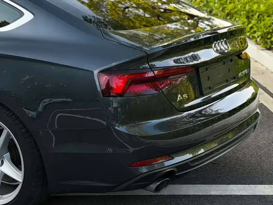 Audi A5 (Import)