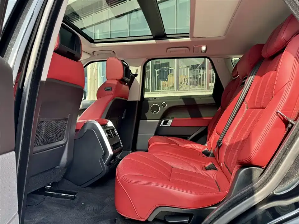 Land Rover Sport