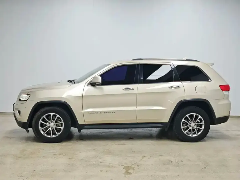 Jeep Grand Cherokee (Import)