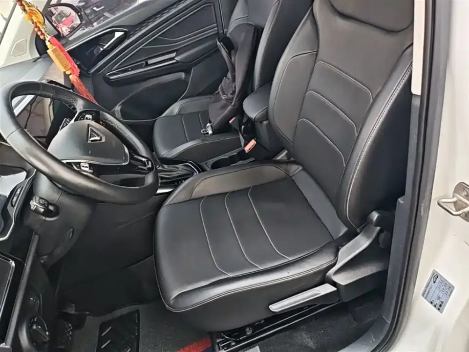 Jetta VS5