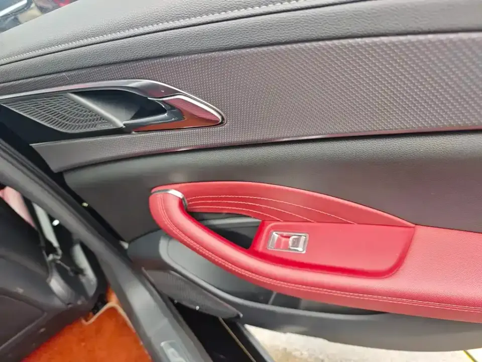 Hongqi Hongqi H5