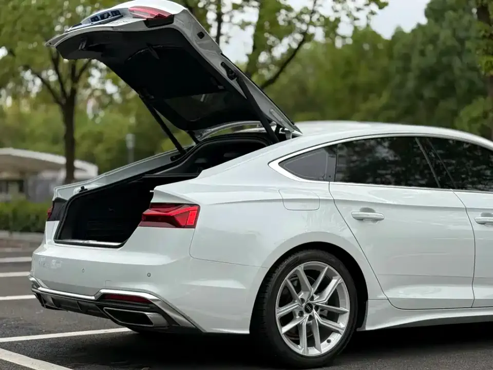 Audi A5 (Import)