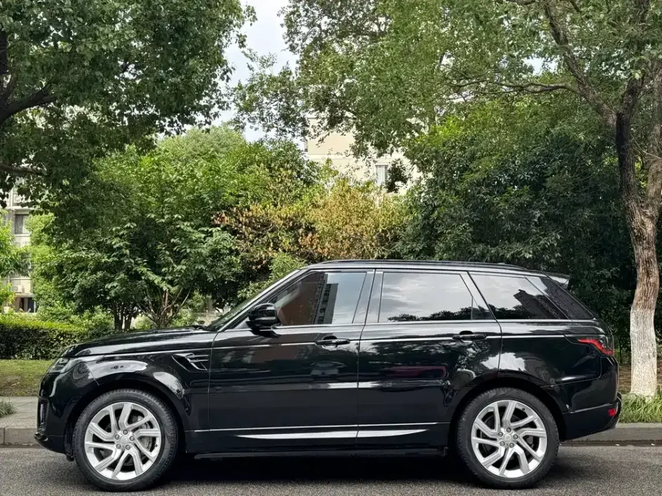 Land Rover Sport