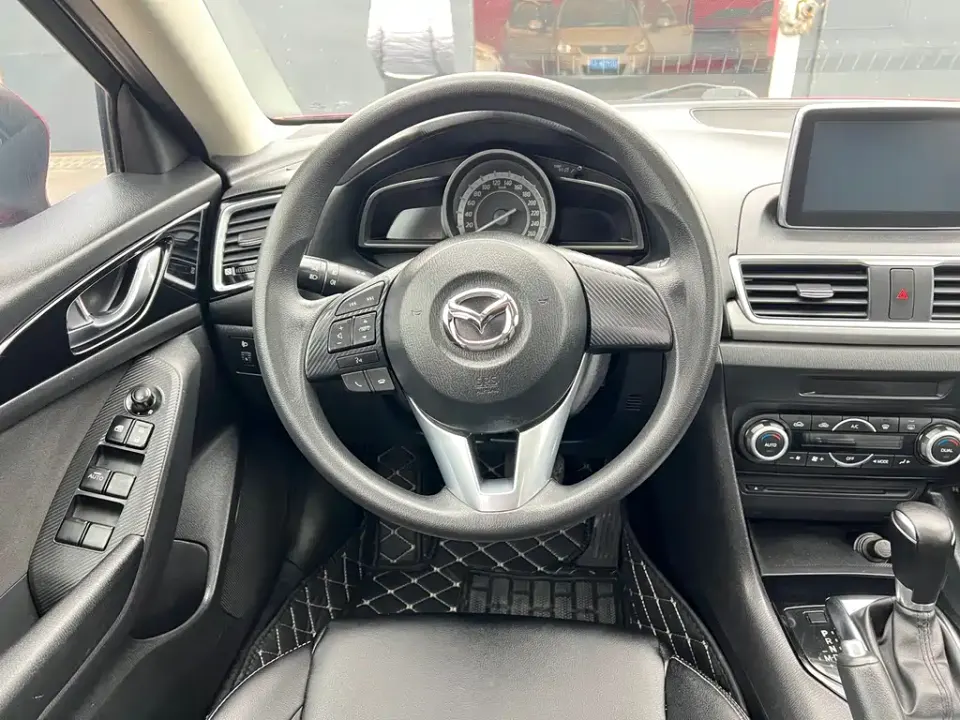 Mazda 3 Axela