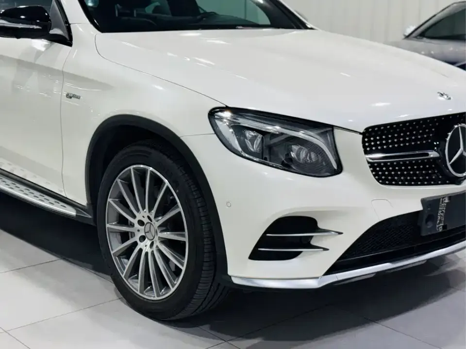 Mercedes-Benz GLC AMG