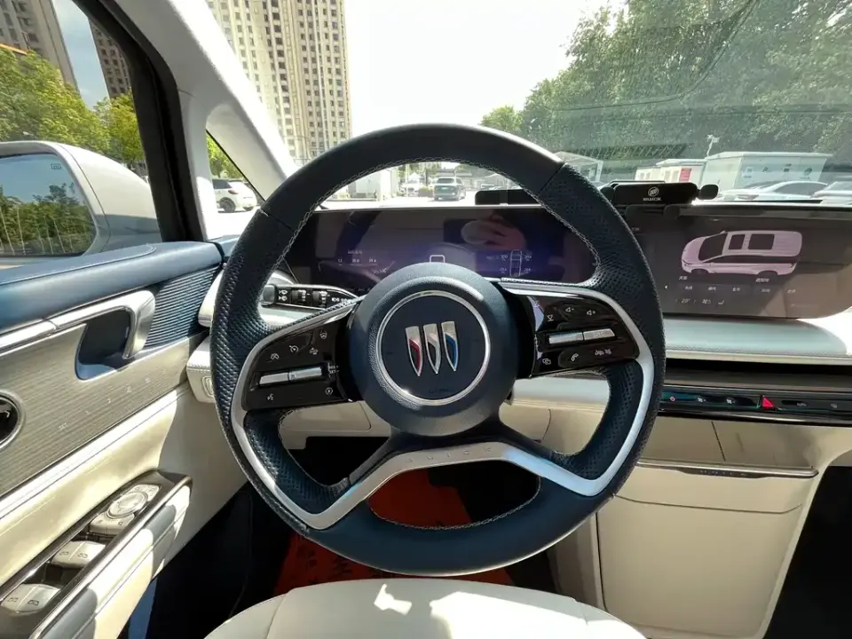 Buick GL8 Hybrid