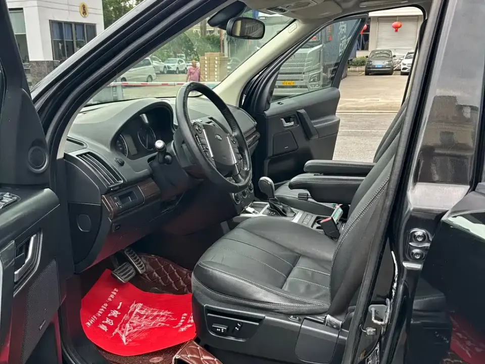Land Rover Freelander 2