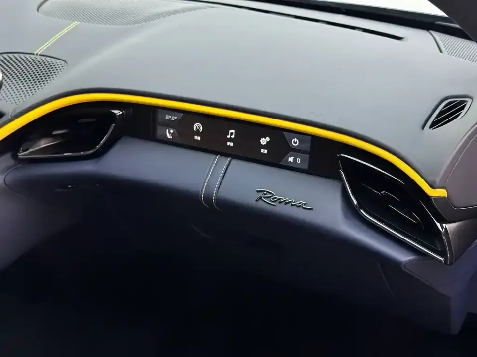 Ferrari Roma