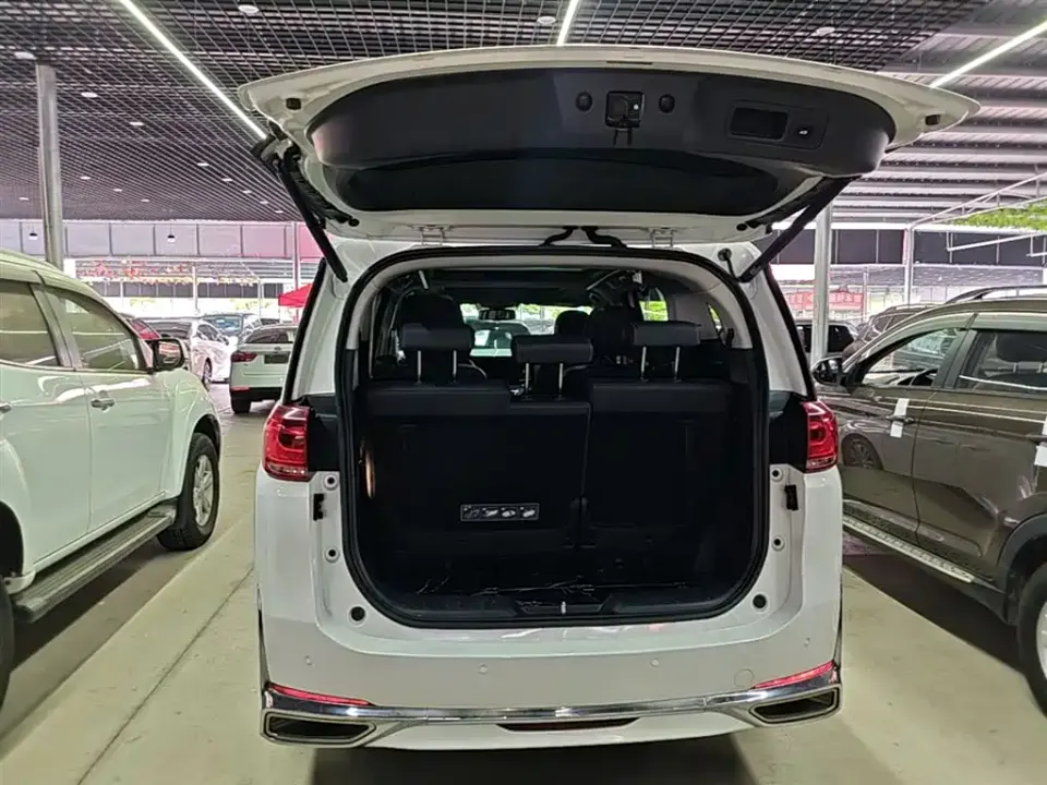 GAC Trumpchi M8