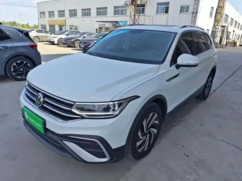 Volkswagen Tiguan L