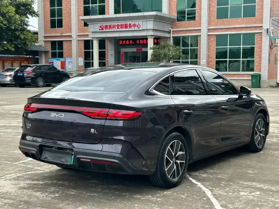 BYD Qin L