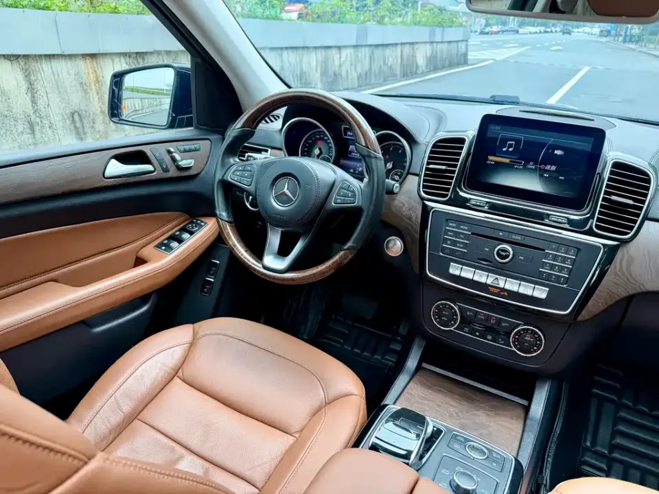 Mercedes-Benz GLS