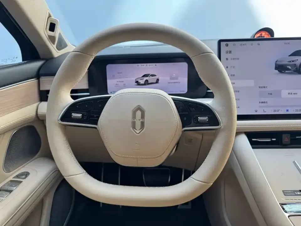AITO AITO M5