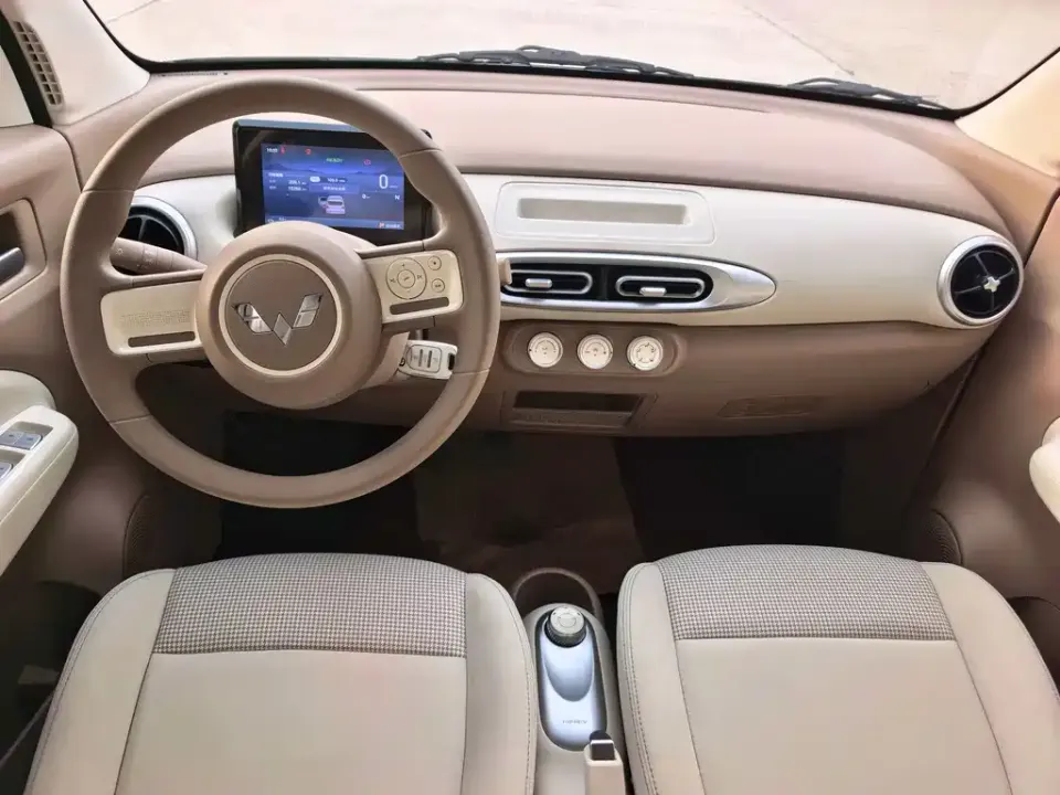Wuling MINIEV