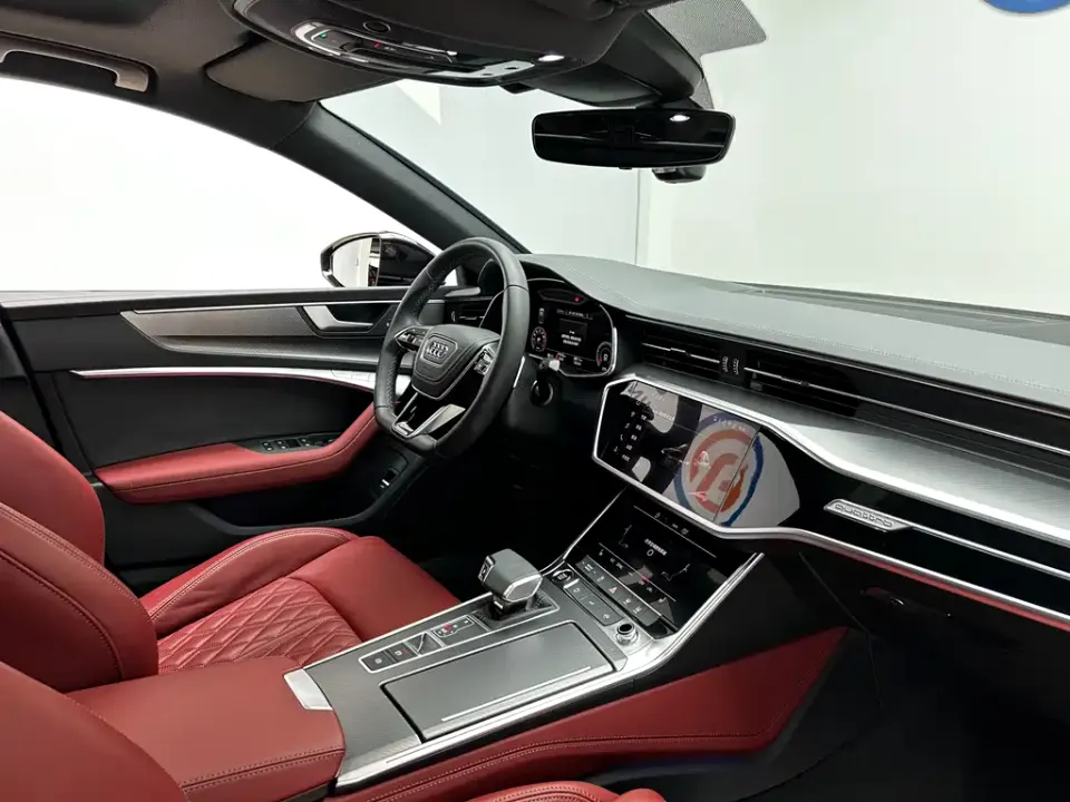 Audi A7L