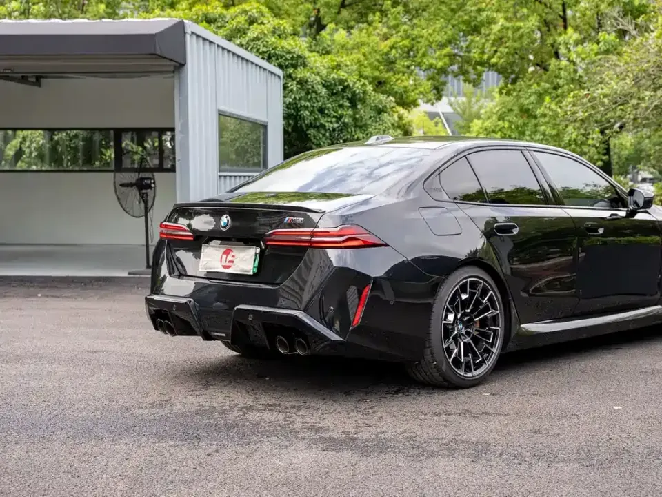 BMW M5 New Energy
