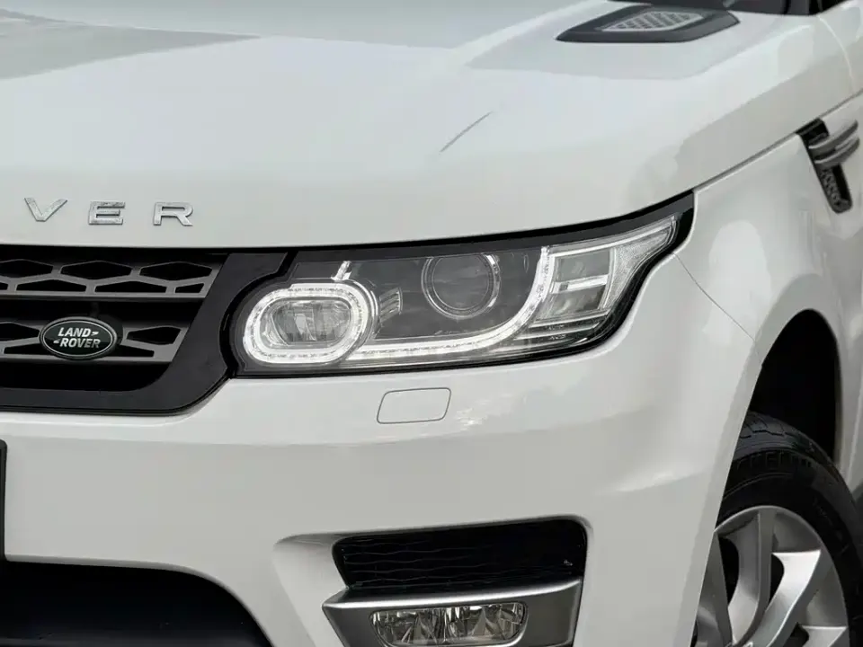 Land Rover Sport