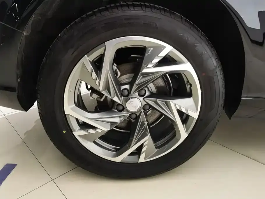 Hongqi Hongqi HS3 PHEV