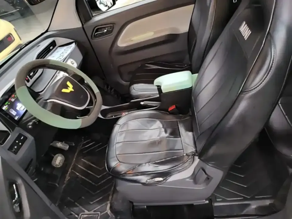 Wuling MINIEV