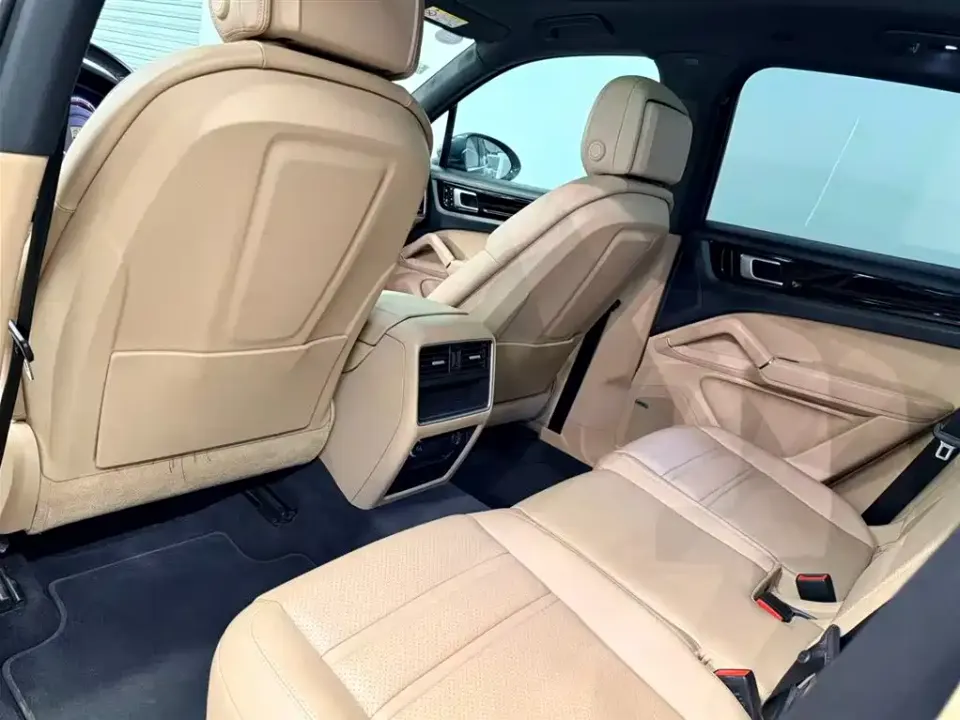 Porsche Cayenne Hybrid
