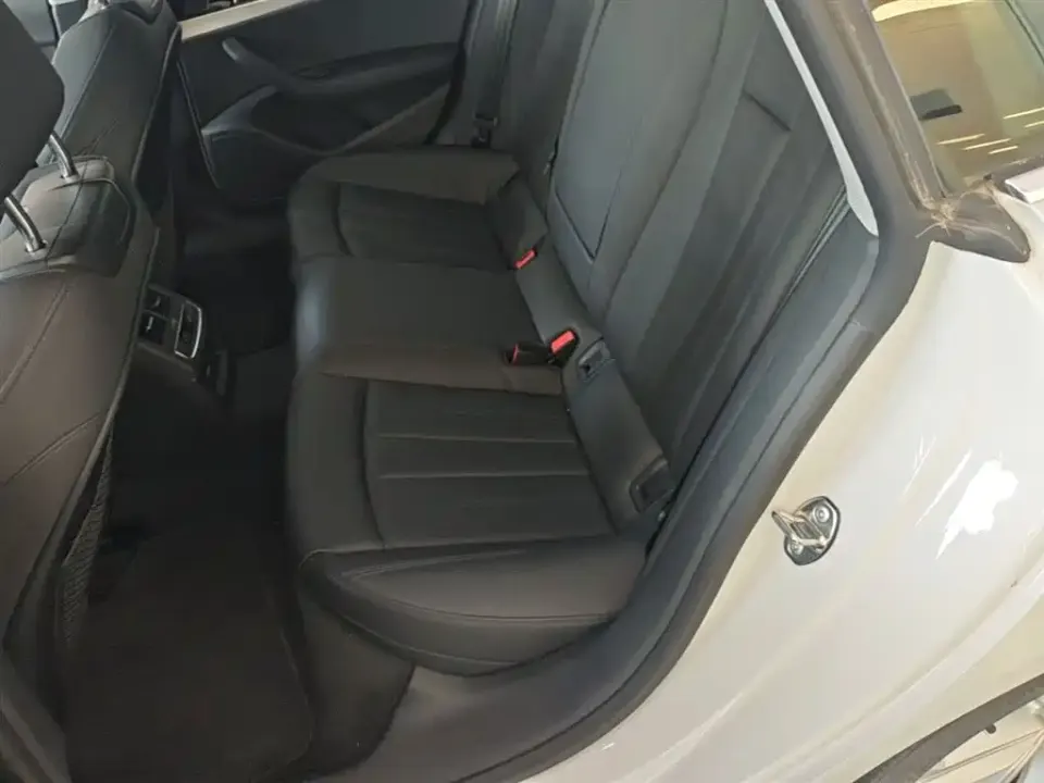 Audi A5 (Import)