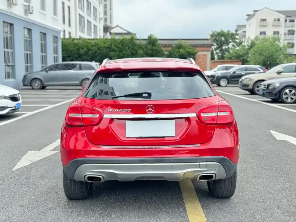 Mercedes-Benz GLA (Import)