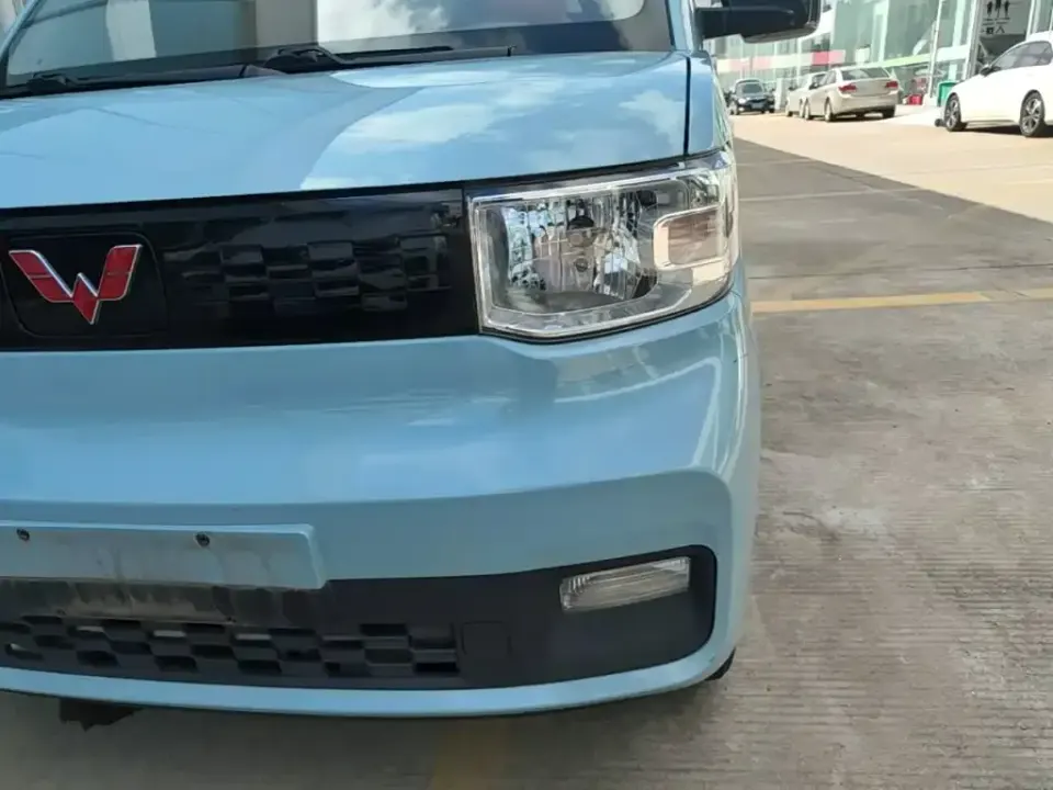 Wuling MINIEV