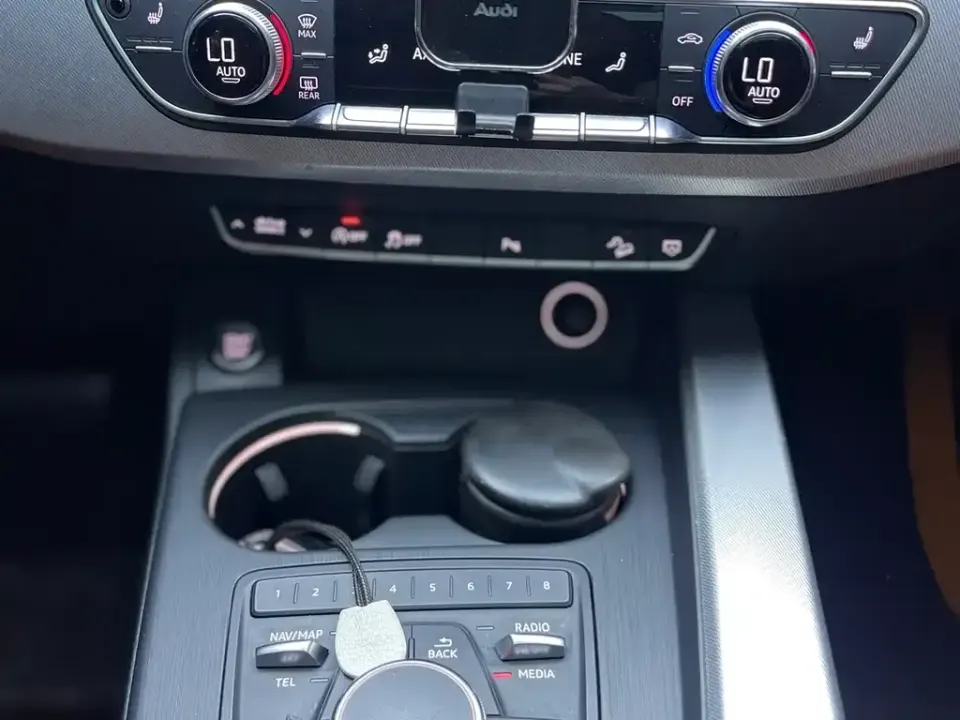 Audi A4 (Import)