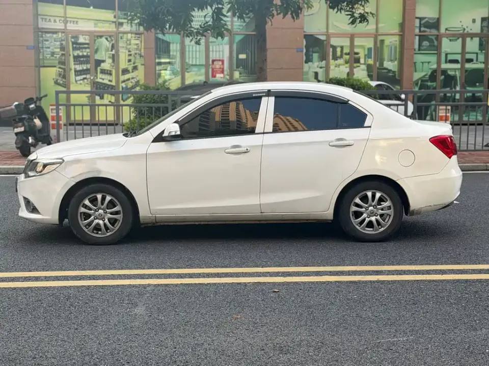 Changan V3