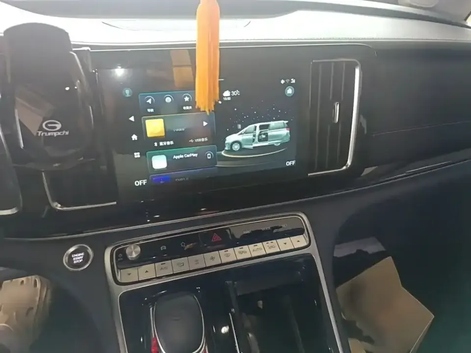 GAC Trumpchi M8