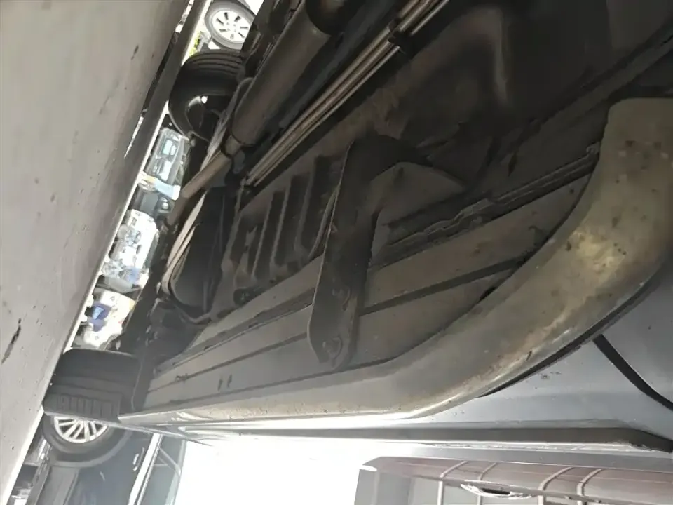 Ford Explorer (Import)