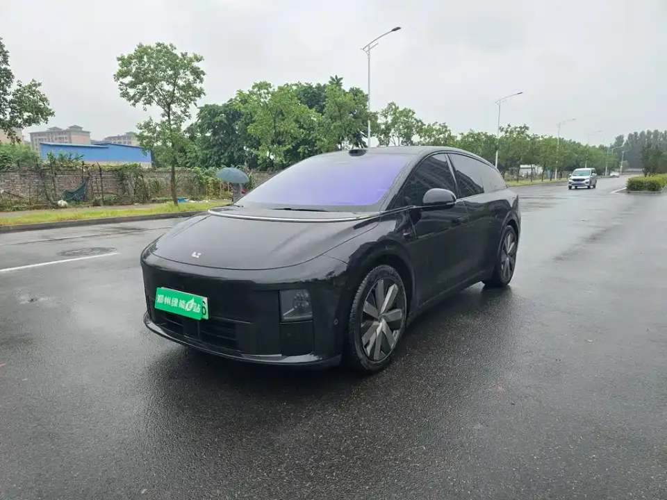Li Li i6