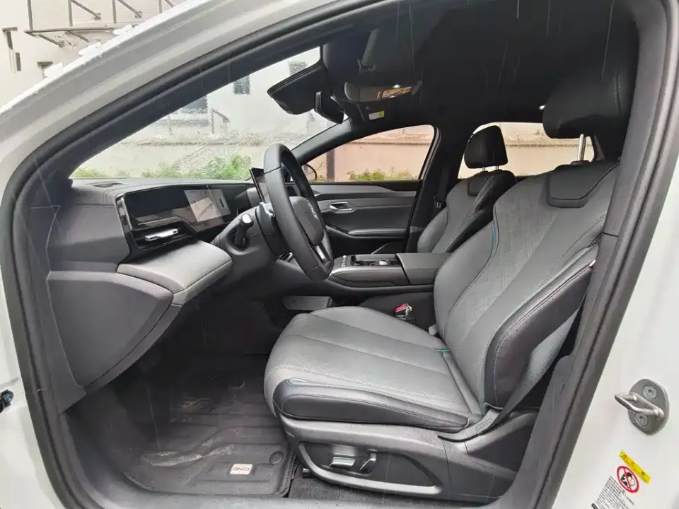 BYD Qin L