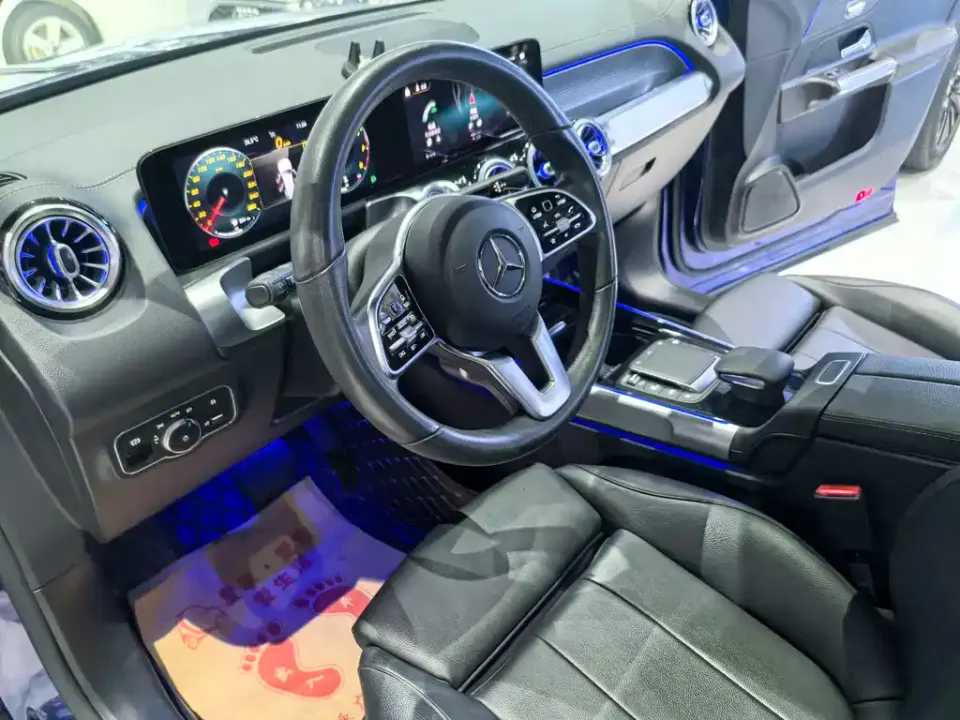 Mercedes-Benz GLB
