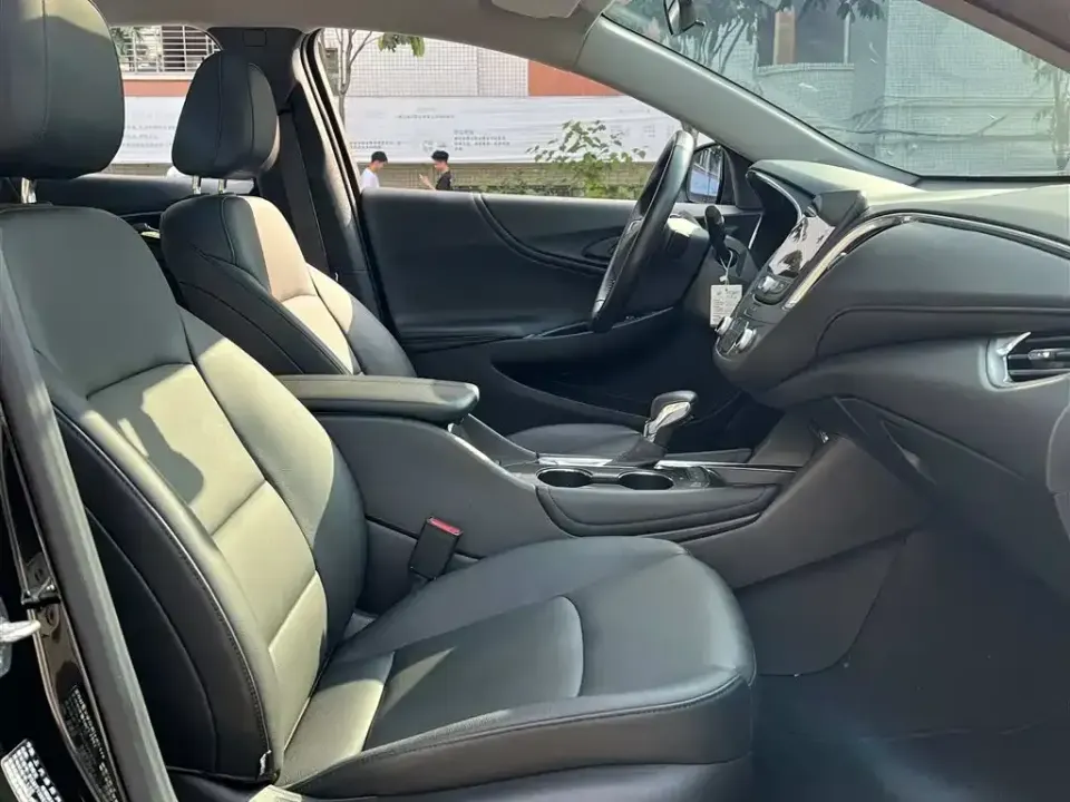 Chevrolet Malibu XL