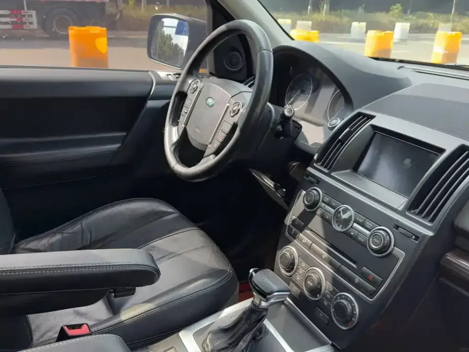 Land Rover Freelander 2