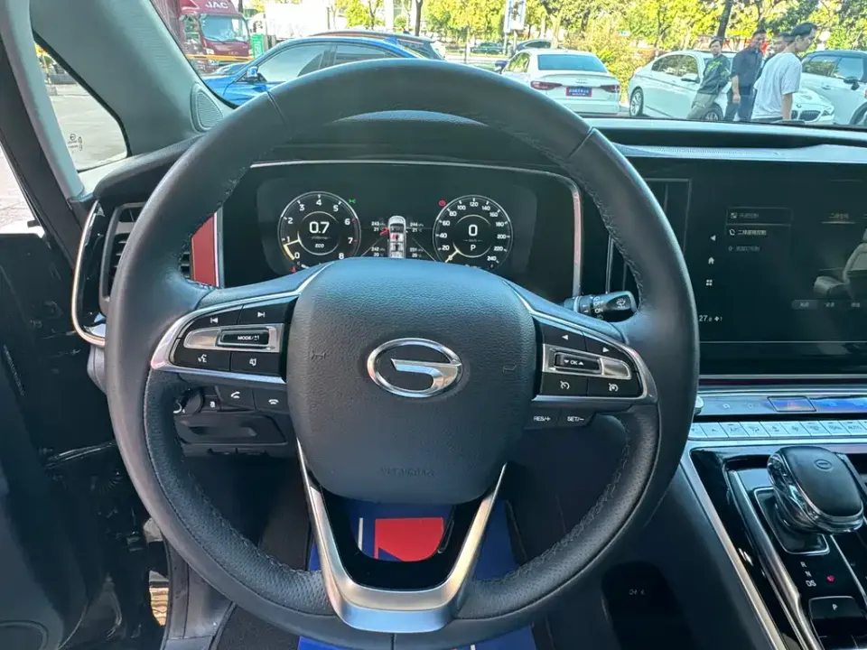 GAC Trumpchi M8