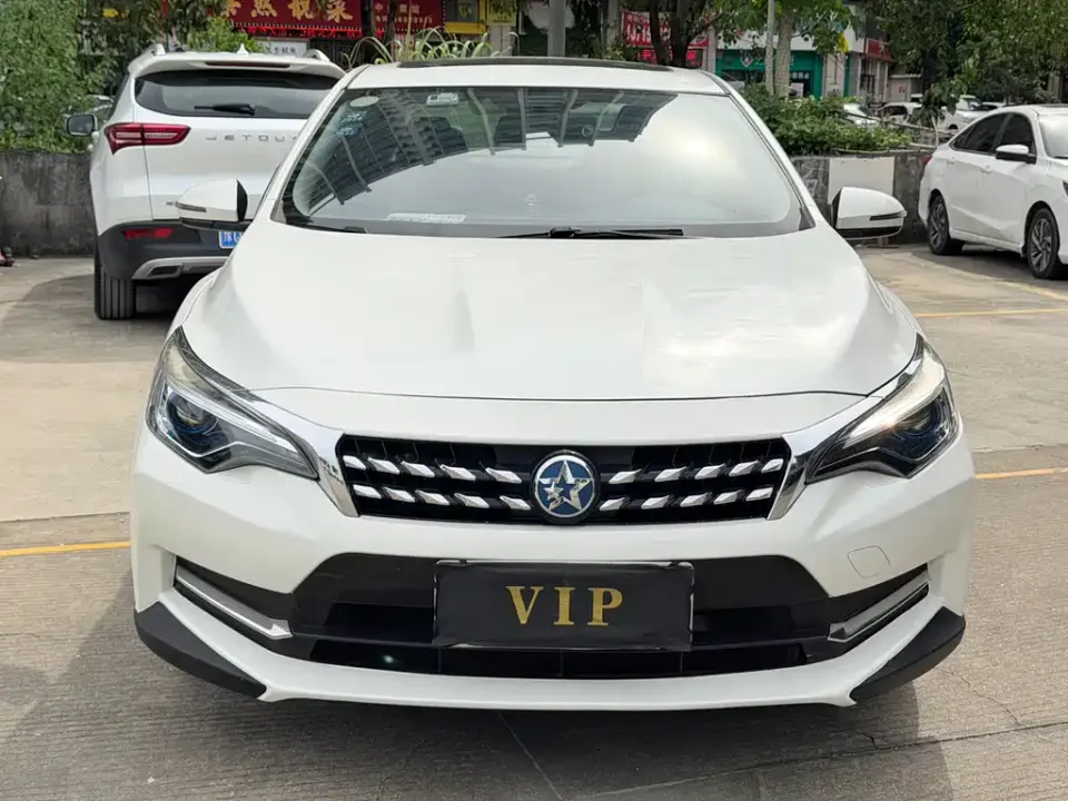 Venucia D60